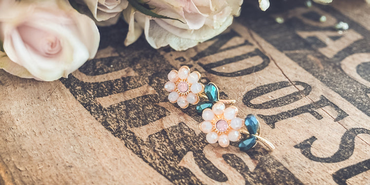 Beautiful Dainty Flower Studs